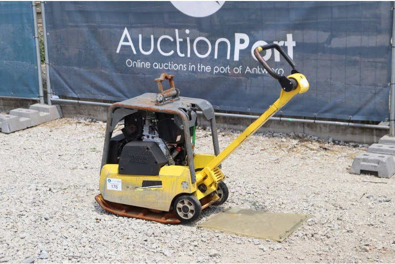 Neuson DPU3050 - Vibratory plate: picture 3 Neuson DPU3050 - Vibratory plate: picture 3