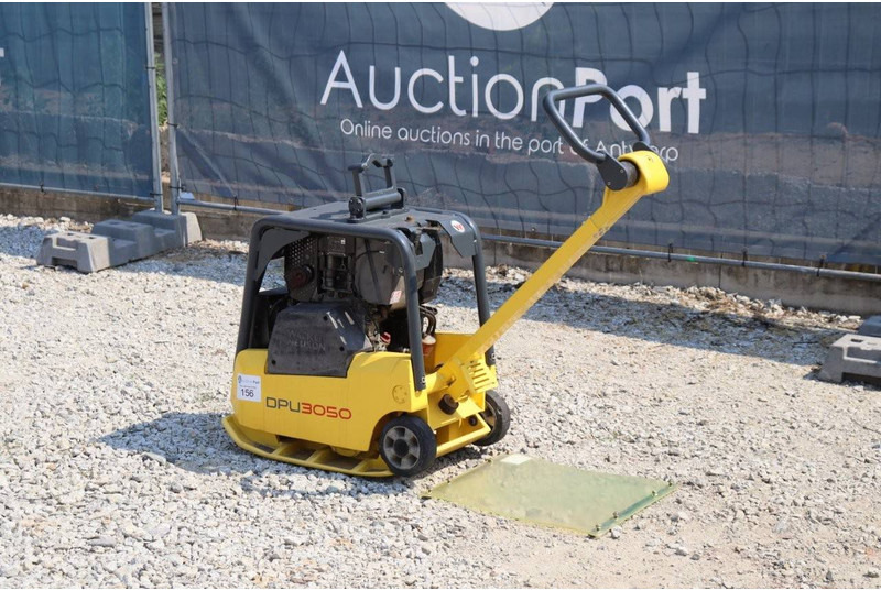 Neuson DPU3050 - Vibratory plate: picture 3 Neuson DPU3050 - Vibratory plate: picture 3