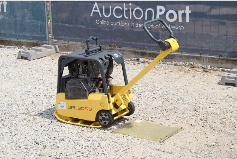 Neuson DPU3050 - Vibratory plate: picture 3 Neuson DPU3050 - Vibratory plate: picture 3
