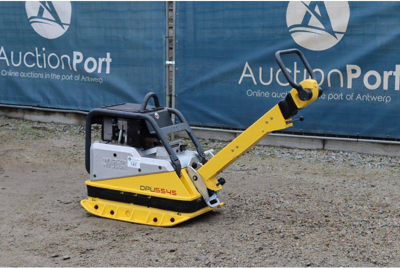 Neuson DPU5545 - Vibratory plate: picture 3 Neuson DPU5545 - Vibratory plate: picture 3