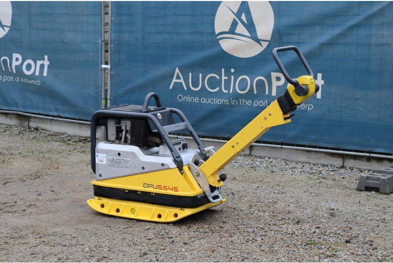 Neuson DPU5545 - Vibratory plate: picture 3 Neuson DPU5545 - Vibratory plate: picture 3
