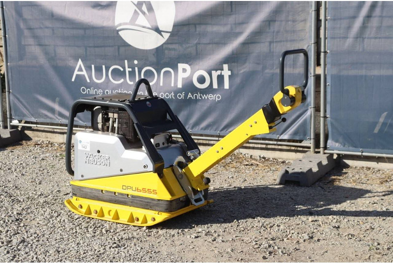 Neuson DPU6555 - Vibratory plate: picture 3 Neuson DPU6555 - Vibratory plate: picture 3