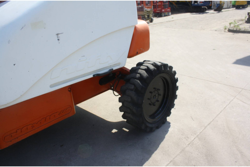 Niftylift HR12D - Articulated boom: picture 5 Niftylift HR12D - Articulated boom: picture 5