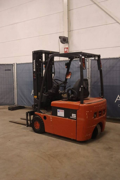 Nissan - Electric forklift: picture 3 Nissan - Electric forklift: picture 3