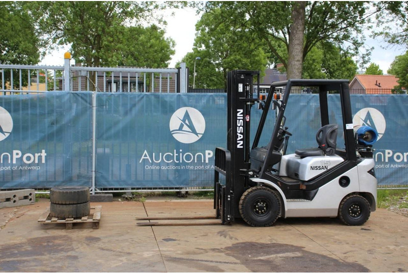 Nissan CQ15 - LPG forklift: picture 1 Nissan CQ15 - LPG forklift: picture 1