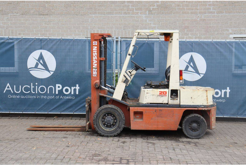Nissan EH02A25 - Diesel forklift: picture 2 Nissan EH02A25 - Diesel forklift: picture 2
