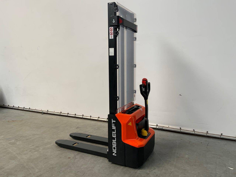 Noblelift PSE12B36 - Stacker: picture 3 Noblelift PSE12B36 - Stacker: picture 3