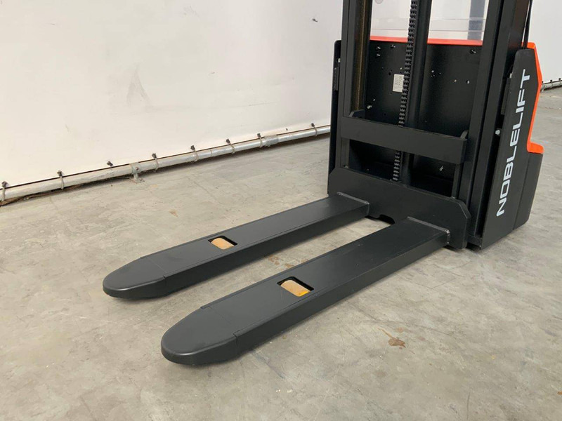 Noblelift PSE12B36 - Stacker: picture 4 Noblelift PSE12B36 - Stacker: picture 4