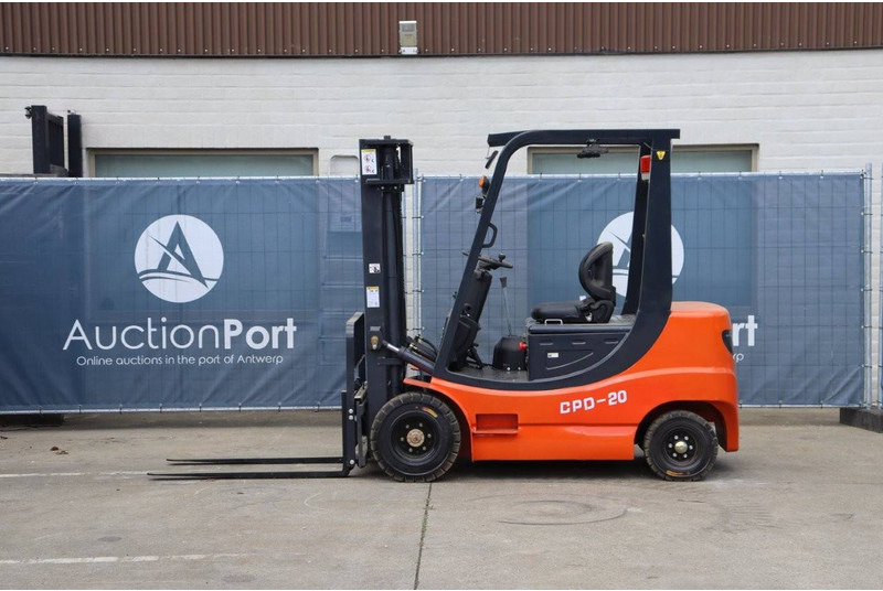Nycheki CPD-20 - Electric forklift: picture 2 Nycheki CPD-20 - Electric forklift: picture 2