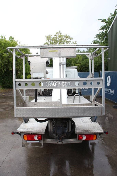 Onbekend - Truck mounted aerial platform: picture 4 Onbekend - Truck mounted aerial platform: picture 4