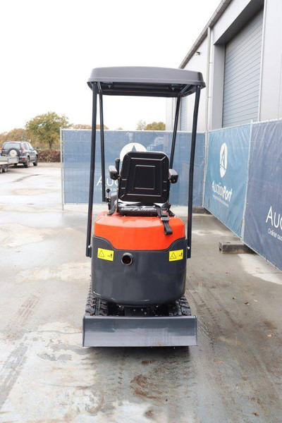 Onbekend E10 - Mini excavator: picture 5 Onbekend E10 - Mini excavator: picture 5