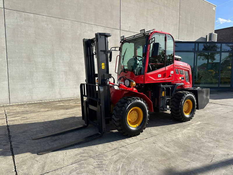 Onbekend RTF-3500 - Rough terrain forklift: picture 1 Onbekend RTF-3500 - Rough terrain forklift: picture 1
