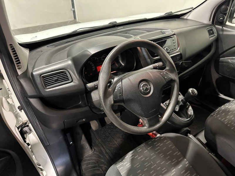 Opel Combo - Panel van: picture 5 Opel Combo - Panel van: picture 5