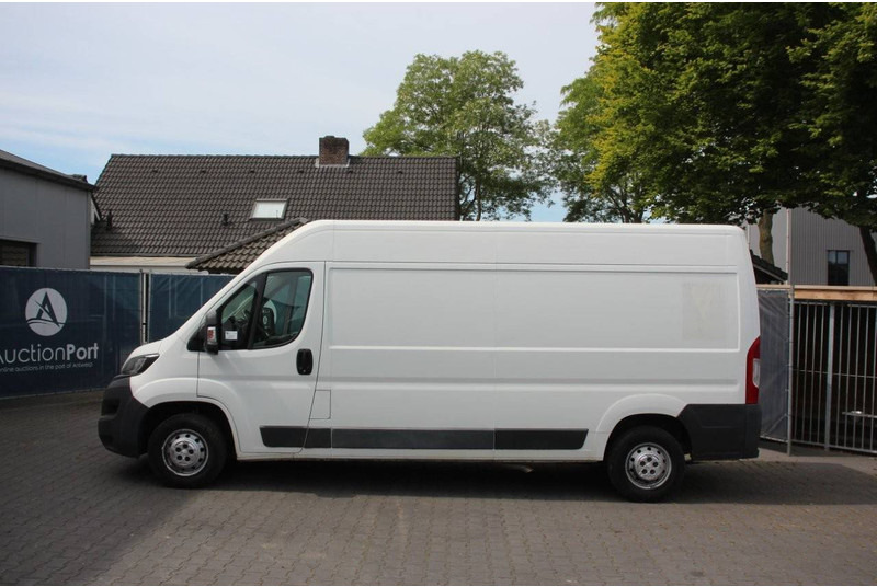 Peugeot Boxer - Panel van: picture 2 Peugeot Boxer - Panel van: picture 2