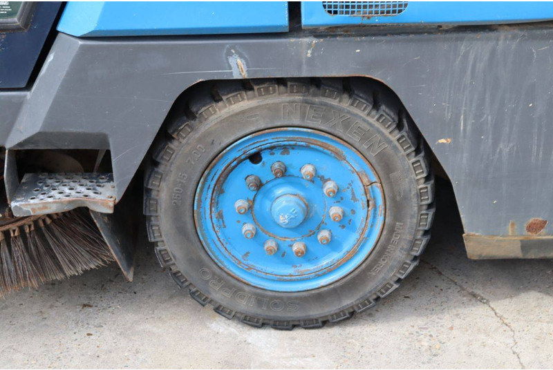 Road sweeper Ravo 5002 SI: picture 18