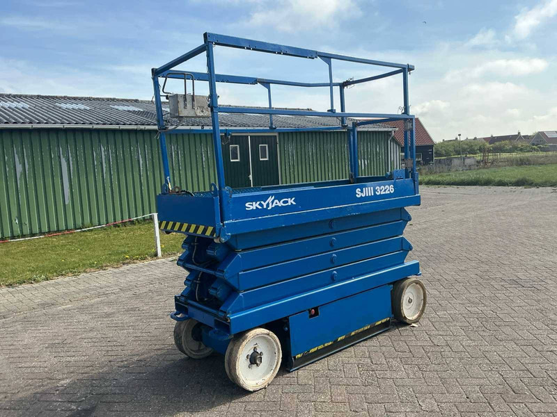Skyjack SJ III - 3226 - Scissor lift: picture 2 Skyjack SJ III - 3226 - Scissor lift: picture 2