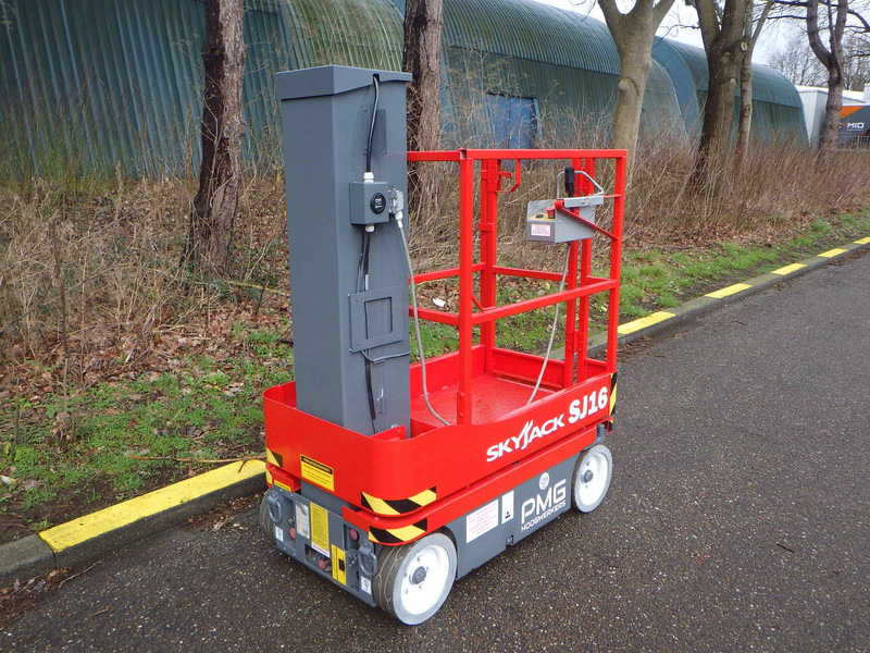 Skyjack SJ16 - Aerial platform: picture 2 Skyjack SJ16 - Aerial platform: picture 2