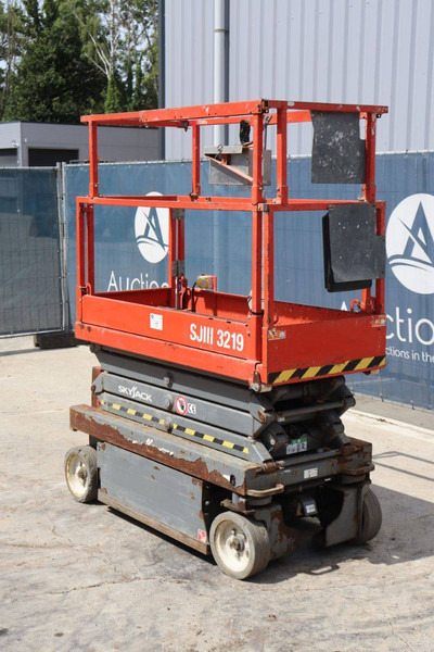 Skyjack SJIII 3219 - Scissor lift: picture 4 Skyjack SJIII 3219 - Scissor lift: picture 4