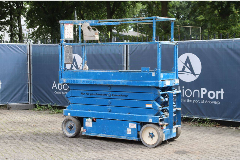 Skyjack SJIII-3226 - Scissor lift: picture 3 Skyjack SJIII-3226 - Scissor lift: picture 3