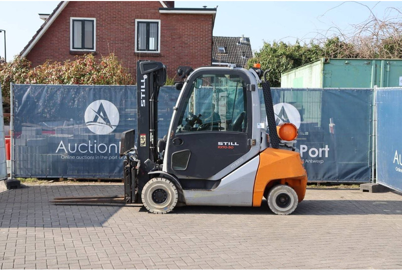 Still RX 70-30 - LPG forklift: picture 2 Still RX 70-30 - LPG forklift: picture 2