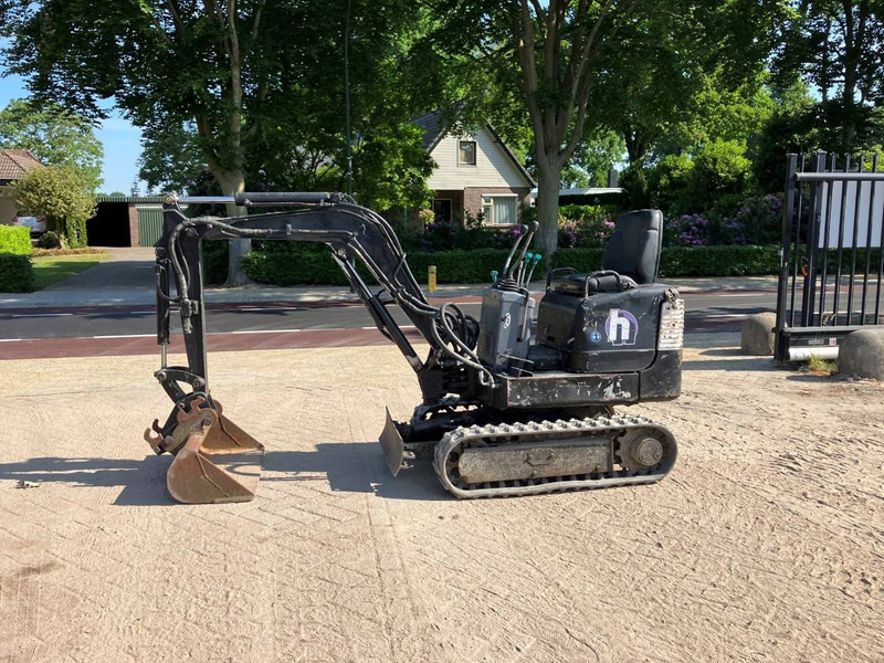 Takeuchi TB108 - Mini excavator: picture 1 Takeuchi TB108 - Mini excavator: picture 1