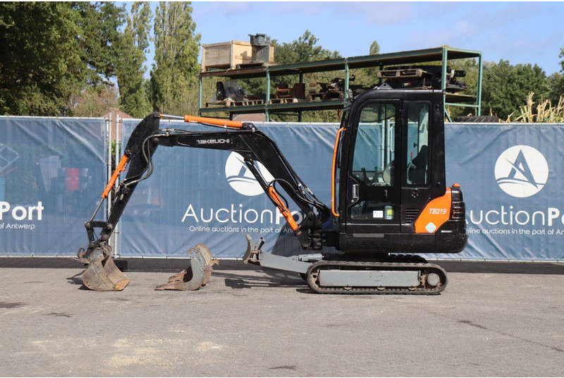 Takeuchi TB219 - Crawler excavator: picture 2 Takeuchi TB219 - Crawler excavator: picture 2