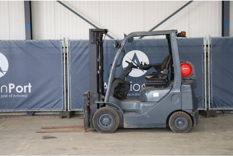 Toyota 02-8FGF18 - LPG forklift: picture 2 Toyota 02-8FGF18 - LPG forklift: picture 2