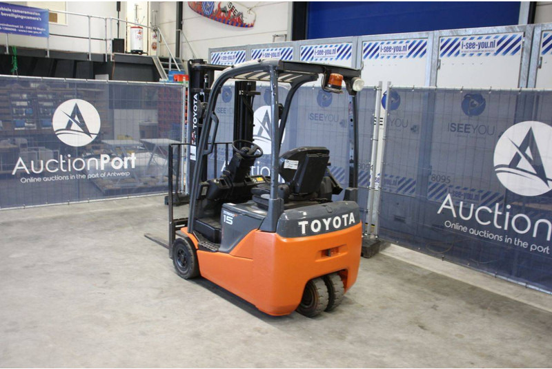 Toyota 8FBE15T - Electric forklift: picture 3 Toyota 8FBE15T - Electric forklift: picture 3