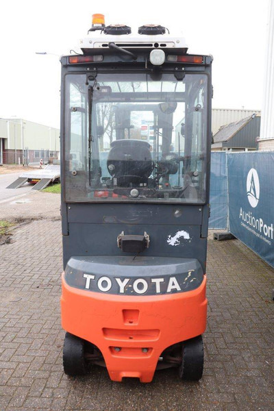 Toyota 8FBMT25 - Electric forklift: picture 4 Toyota 8FBMT25 - Electric forklift: picture 4