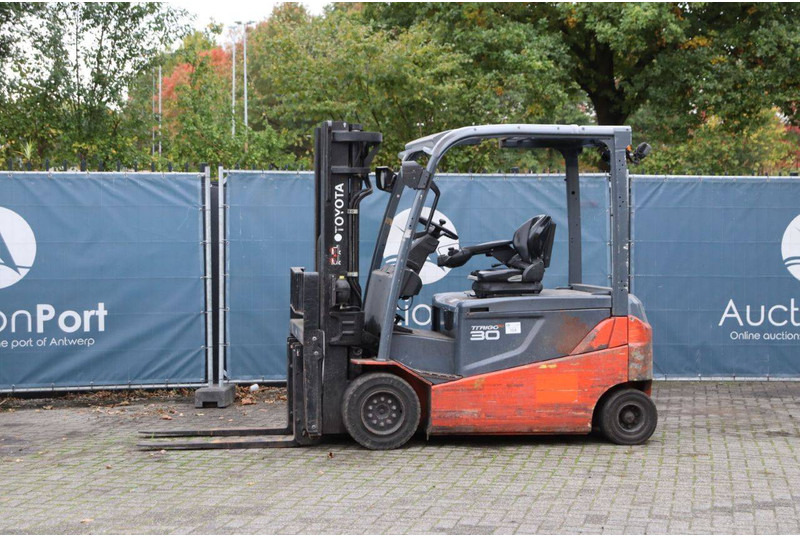 Toyota 8FBMT30 - Electric forklift: picture 1 Toyota 8FBMT30 - Electric forklift: picture 1