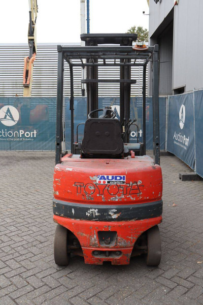 Toyota FBMF16 - Electric forklift: picture 5 Toyota FBMF16 - Electric forklift: picture 5