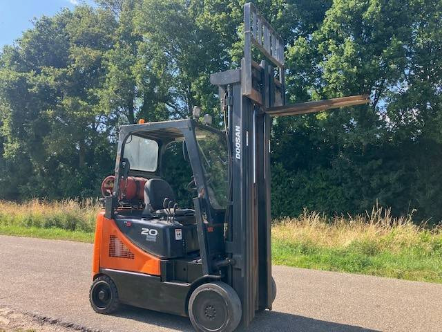 Toyota GC20E-5 - LPG forklift: picture 4 Toyota GC20E-5 - LPG forklift: picture 4