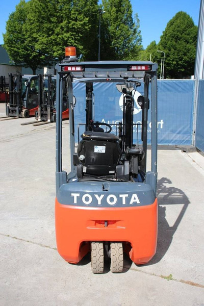 Toyota Traigo 15 - Electric forklift: picture 4 Toyota Traigo 15 - Electric forklift: picture 4