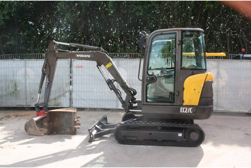 Volvo EC27C - Crawler excavator: picture 2 Volvo EC27C - Crawler excavator: picture 2