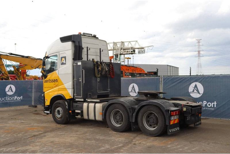 Volvo FH - Cab chassis truck: picture 3 Volvo FH - Cab chassis truck: picture 3