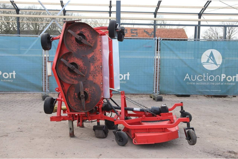 Wiedenmann TRIPLEXMAEHER - Mower: picture 2 Wiedenmann TRIPLEXMAEHER - Mower: picture 2