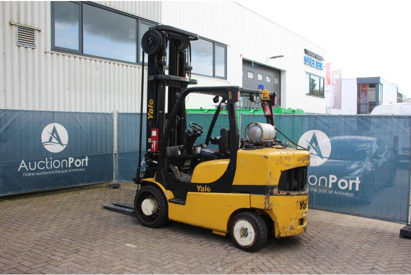 Yale GLC70VX - LPG forklift: picture 3 Yale GLC70VX - LPG forklift: picture 3