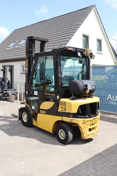 Yale GLP25VX V2770 - LPG forklift: picture 4 Yale GLP25VX V2770 - LPG forklift: picture 4