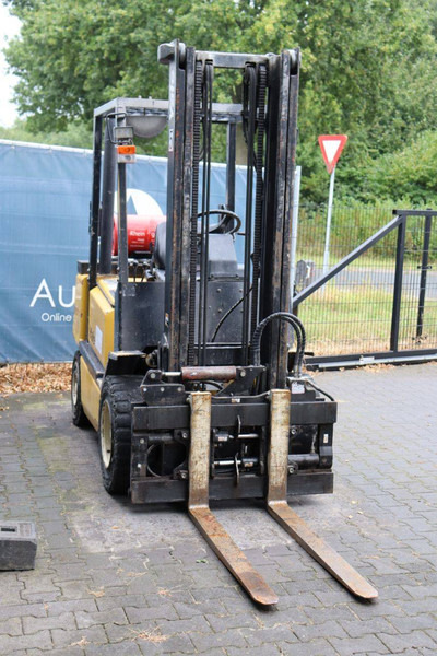 Yale GLP30 - LPG forklift: picture 5 Yale GLP30 - LPG forklift: picture 5