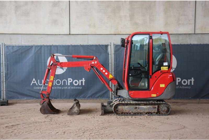 Yanmar SV17 - Mini excavator: picture 2 Yanmar SV17 - Mini excavator: picture 2