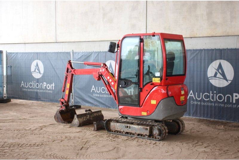 Yanmar SV17 - Mini excavator: picture 3 Yanmar SV17 - Mini excavator: picture 3