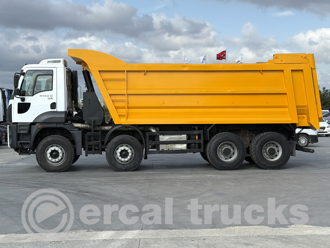 FORD 2017 FORD CARGO 4142 D / MANUAL-AC -EURO6-8X4-HARDOX TIPPER - Tipper: picture 5 FORD 2017 FORD CARGO 4142 D / MANUAL-AC -EURO6-8X4-HARDOX TIPPER - Tipper: picture 5