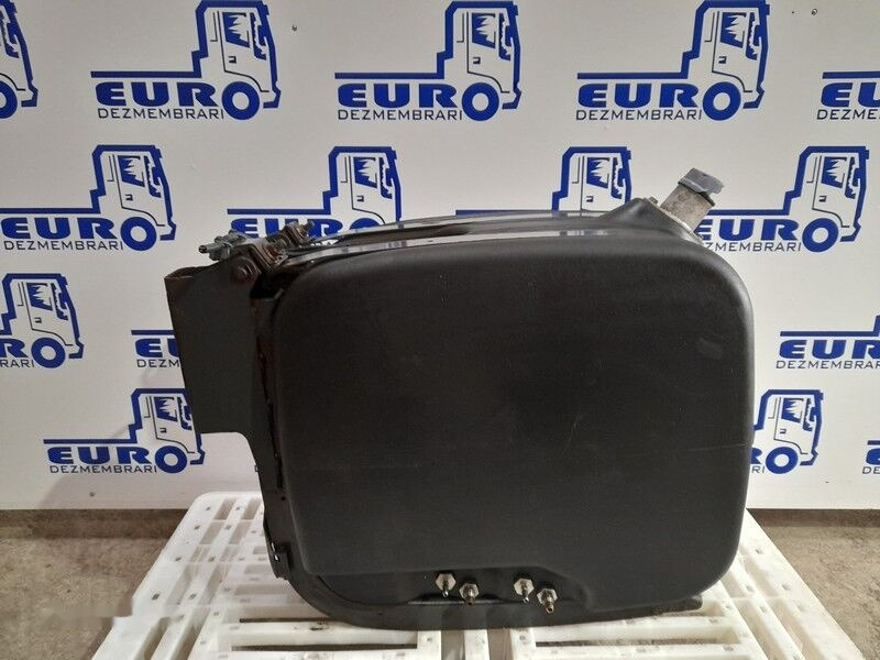 A9304701415 Mercedes-Benz ACTROS MP3 - AdBlue tank for Truck: picture 1 A9304701415 Mercedes-Benz ACTROS MP3 - AdBlue tank for Truck: picture 1