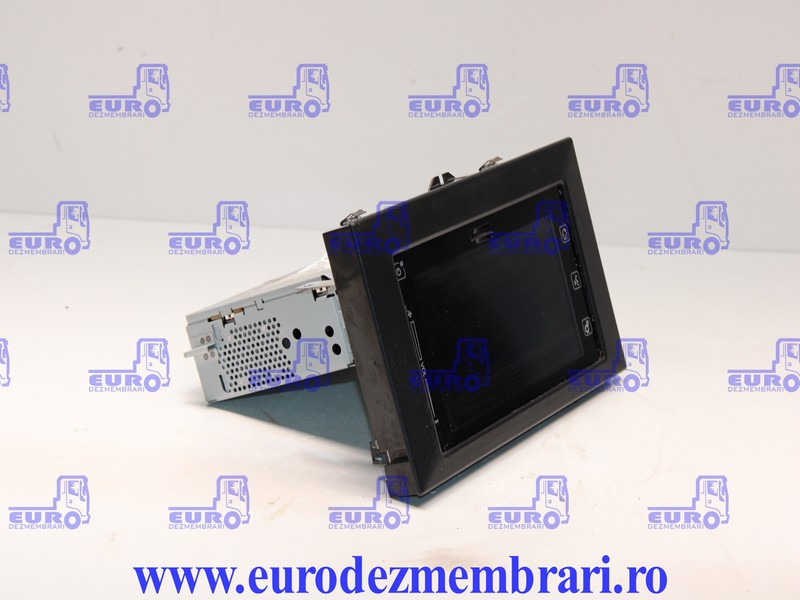 ELEMENT BORD UNITATE MULTIMEDIA MERCEDES ACTROS MP4 A0014461762 - Dashboard for Truck: picture 2 ELEMENT BORD UNITATE MULTIMEDIA MERCEDES ACTROS MP4 A0014461762 - Dashboard for Truck: picture 2