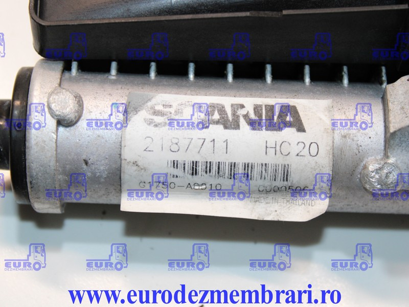 RADIATOR + VENTILATOR AER CONDITIONAT SCANIA NGS 2187711, 2824478 - Radiator for Truck: picture 3 RADIATOR + VENTILATOR AER CONDITIONAT SCANIA NGS 2187711, 2824478 - Radiator for Truck: picture 3