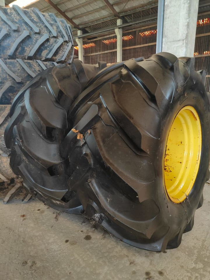 Taurus - Wheel and tire package: picture 1 Taurus - Wheel and tire package: picture 1