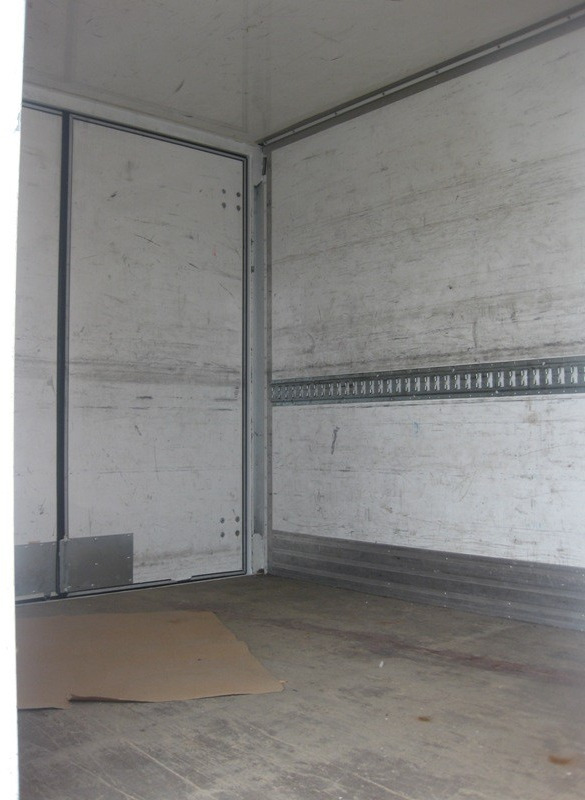 IVECO 35C15 CAJA CERRADA - Box van: picture 3 IVECO 35C15 CAJA CERRADA - Box van: picture 3