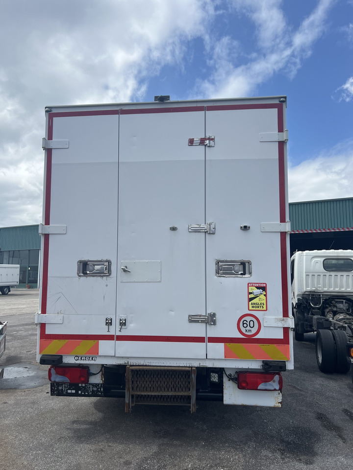 MAN TGL10.18 CAJA CERRADA O CHASIS - Box truck: picture 5 MAN TGL10.18 CAJA CERRADA O CHASIS - Box truck: picture 5