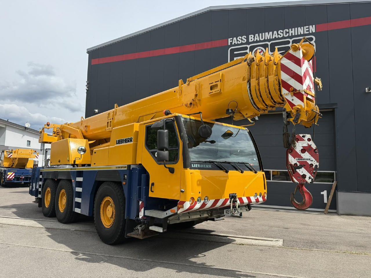 Liebherr LTM 1055-3.1 (05 - 055 855) - Mobile crane: picture 1 Liebherr LTM 1055-3.1 (05 - 055 855) - Mobile crane: picture 1