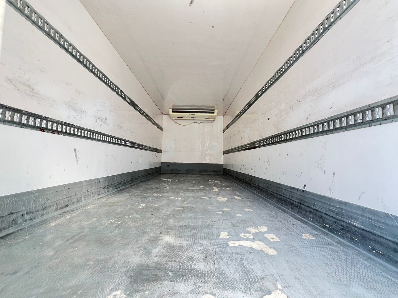 IVECO ML140E28 Eurocargo E6 (Refrigerator) - Refrigerator truck: picture 5 IVECO ML140E28 Eurocargo E6 (Refrigerator) - Refrigerator truck: picture 5